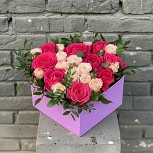 Цветочная композиция из Розы в коробке #REPLACE_PRED# Александрийской Республики Дагестан