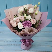 Букет цветов из:  Розы и Лизиантусы в Александрийской Республики Дагестан