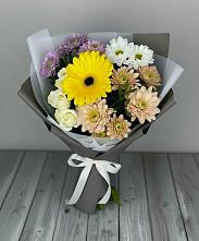 Букет цветов из:  Розы, Герберы и Хризантемы в Александрийской Республики Дагестан