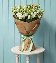 Букет цветов из:  Лизиантусы #REPLACE_PRED# Александрийской Республики Дагестан