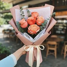 Букет цветов из:  Розы в Александрийской Республики Дагестан