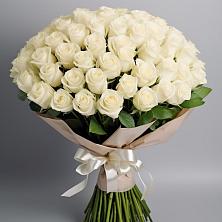 Букет 101 беля роза Белоснежка в Александрийской Республики Дагестан