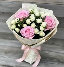 Букет цветов из:  Розы в Александрийской Республики Дагестан