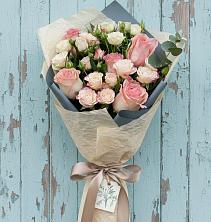 Букет цветов из:  Розы в Александрийской Республики Дагестан