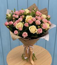 Букет цветов из:  Розы в Александрийской Республики Дагестан