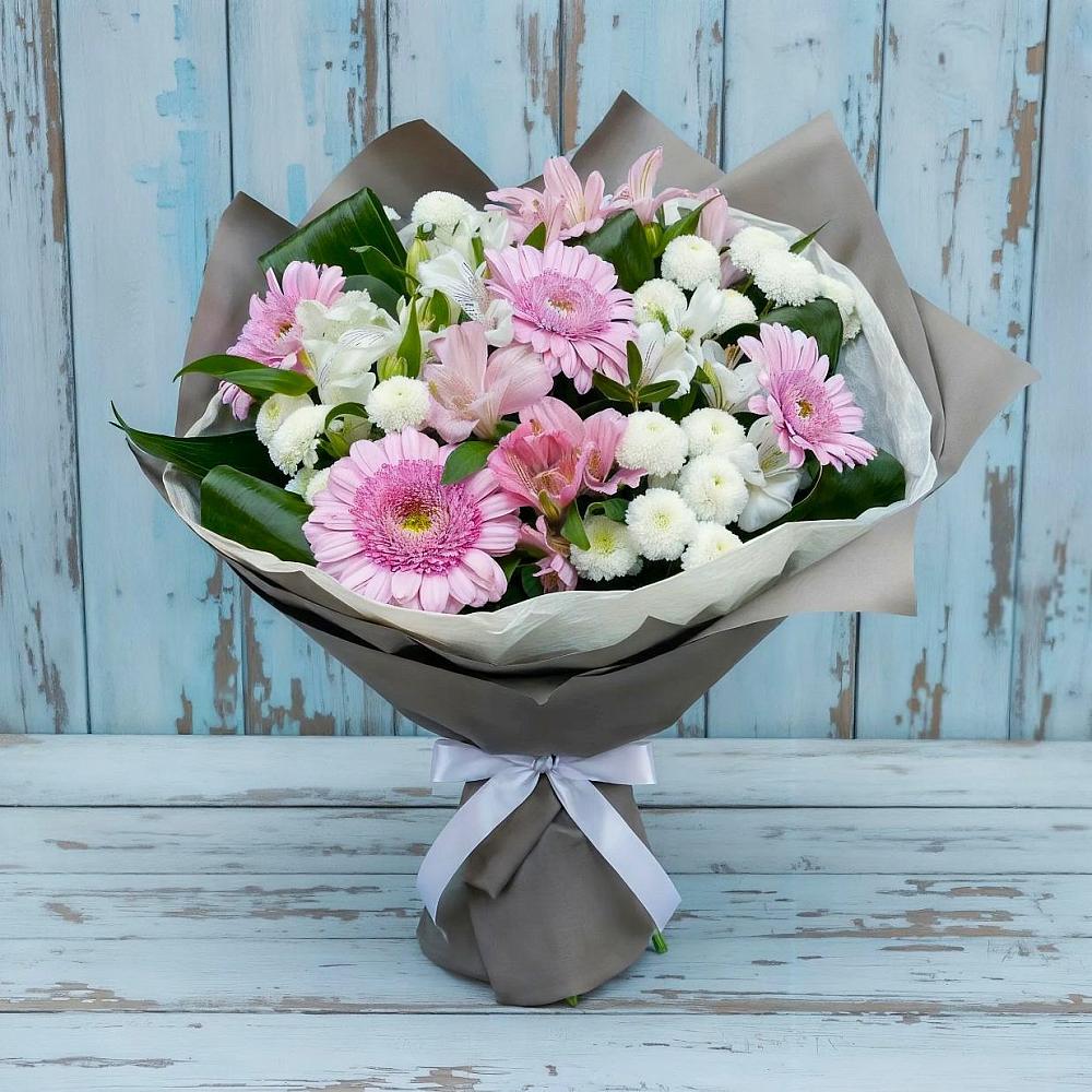 Букет цветов из: Герберы, Альстромерии и Хризантемы в Александрийской Республики Дагестан