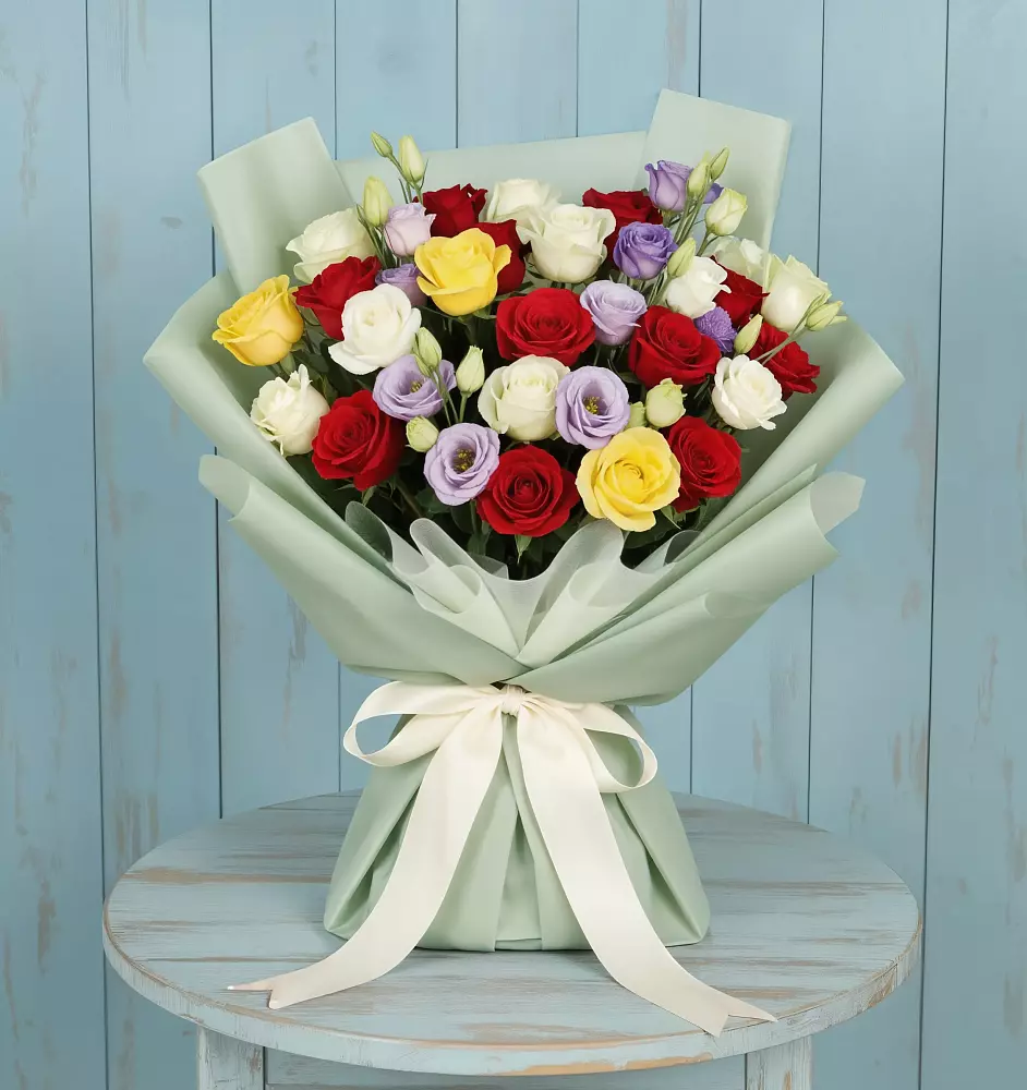 Букет цветов из: Розы в Александрийской Республики Дагестан