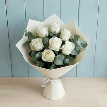 Букет Белые розы в Эвкалипте в Александрийской Республики Дагестан